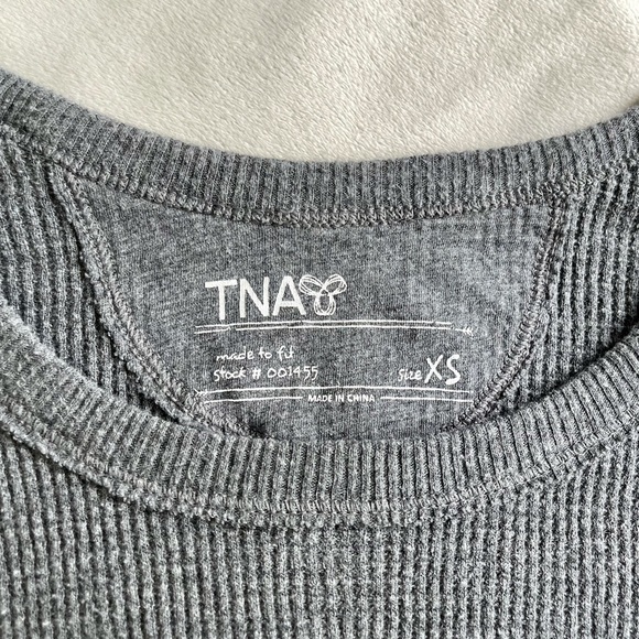 TNA Waffle Print Long Sleeve - Picture 3 of 3
